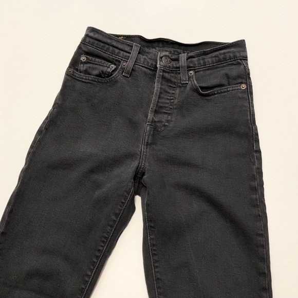 LEVI’S HIGH RISE WEDGIE JEANS - Picture 2 of 6